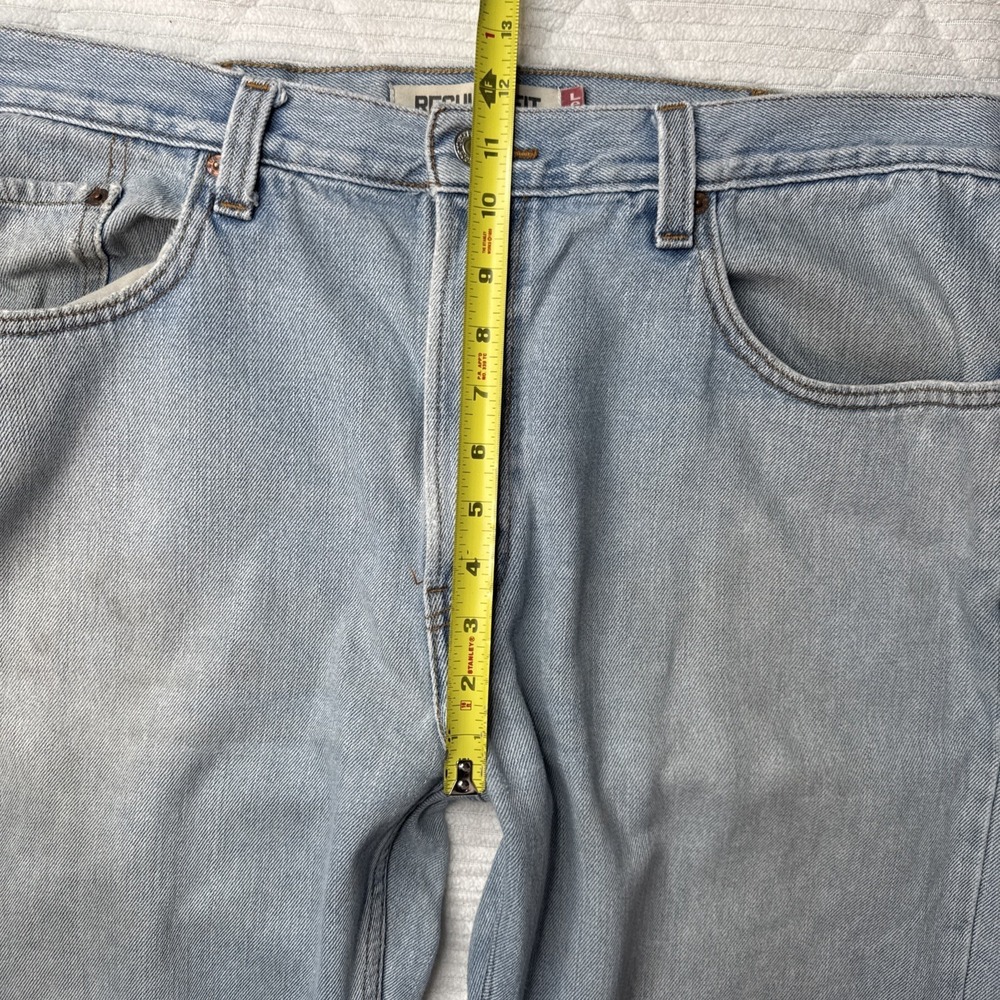 Vintage Lev's 505 Jeans Men 38x30 Blue Denim Light Wash Straight Regular Y2K - Picture 6 of 16